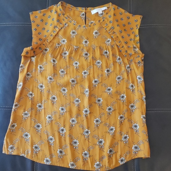 LOFT Tops - Loft Floral Top